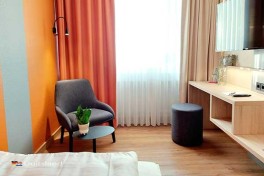 Heinrich Pesch Hotel