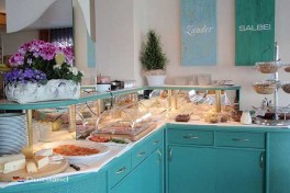 Ontbijtbuffet met verse producten – genieten aan de Bodensee